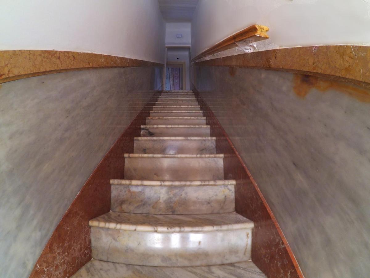 La Suite Di Eva Mola di Bari Exterior foto